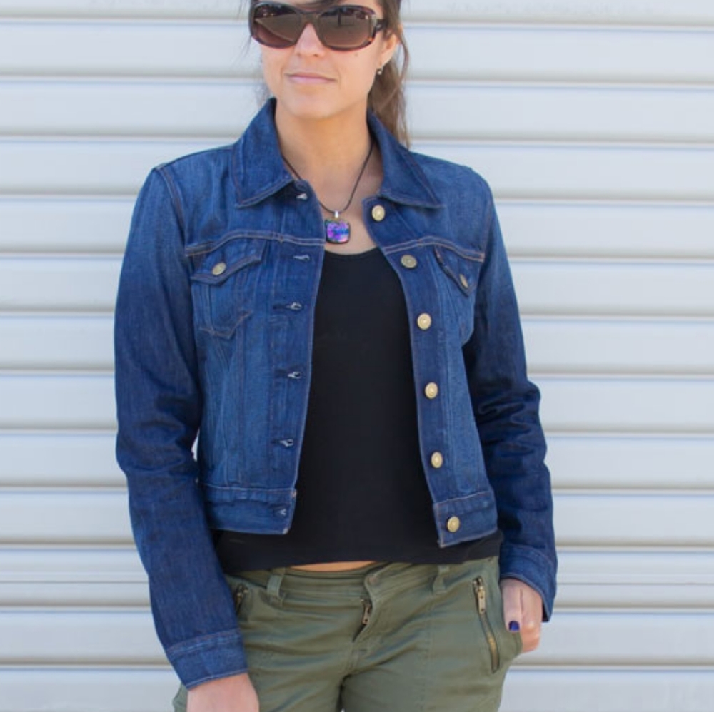 Levi's Trucker Denim Jacket in Forever Dark size S NWOT